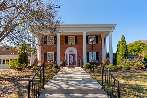 Brookdale Cedar Springs - image 1