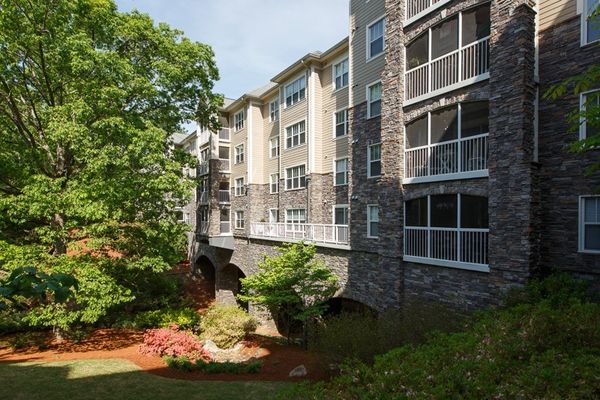 Willowbrooke Court At Lanier Village Estates - image 1