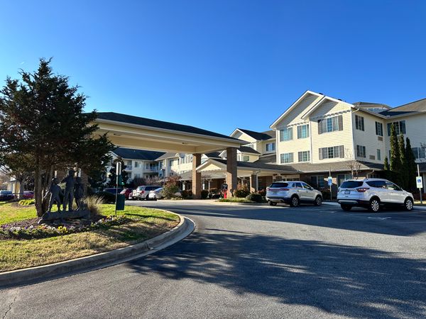 Oak Park Retirement - image 1