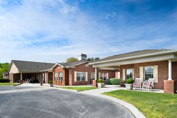 Jamestowne Assisted Living - image 1