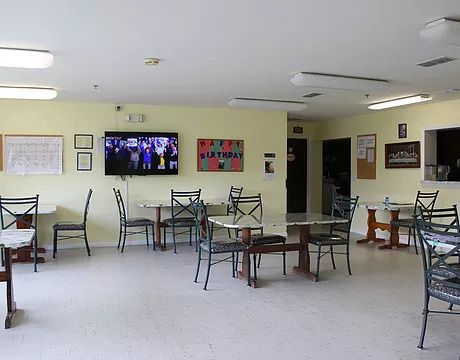 Crescent Lake House - image 1