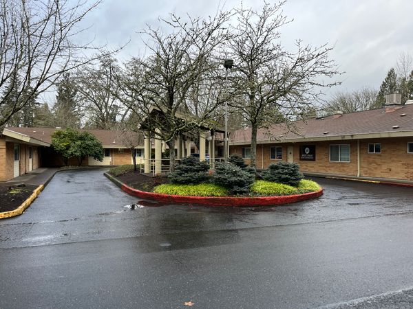 West Hills Health & Rehabilitation - image 1