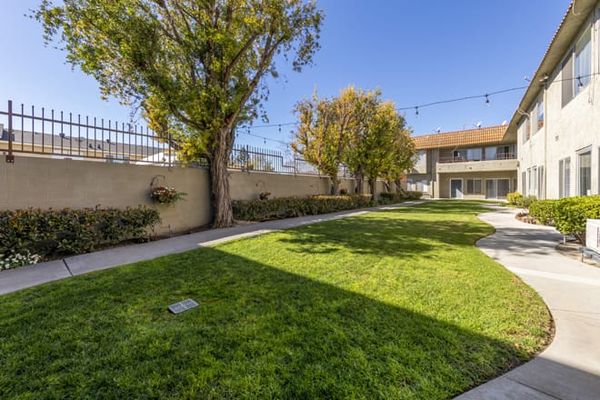 Brookdale Valley View - image 1