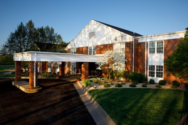 Lexington Park Retirement Community - image 1