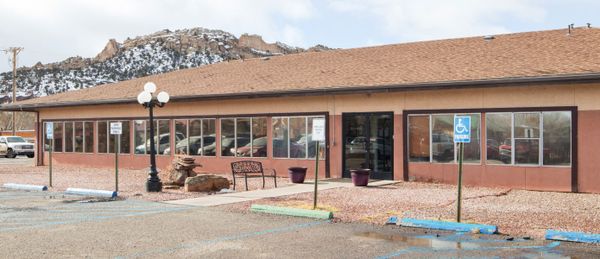 Red Rocks Care Center - image 1