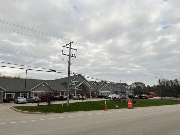 Castle Senior Living - Grand Hills Castle - image 1