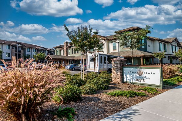 Loma Clara Senior Living - image 1