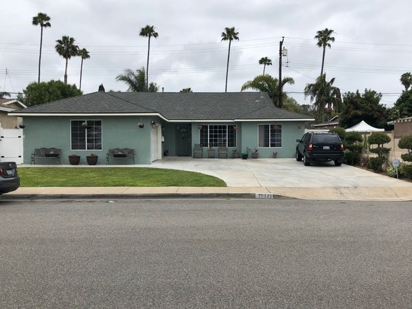 Huntington Beach Villa - image 1
