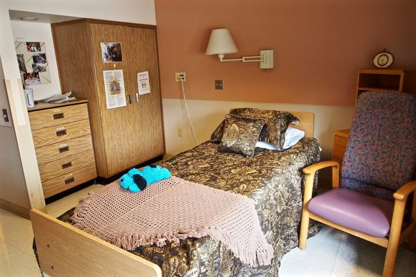 Capitol Rehabilitation and Healthcare Center - image 1