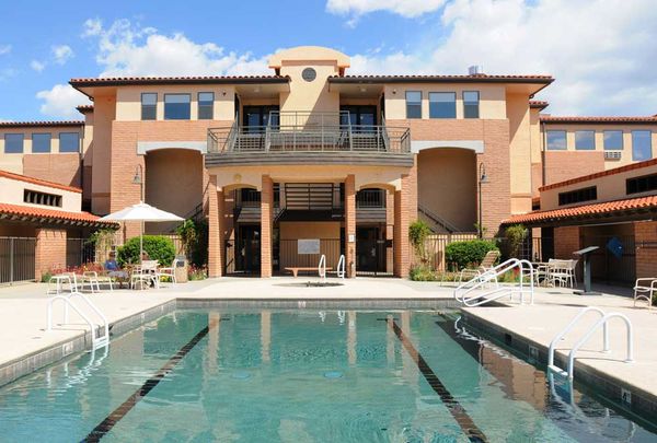 Holmlund Assisted Living Suites at La Posada - image 1