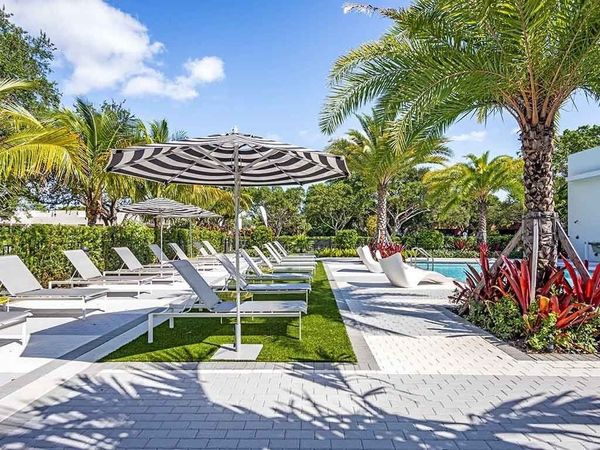 UpsideHoM Boca Raton - Broken Sound - image 1