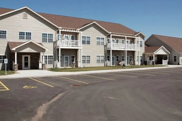 Milestone Senior Living Eau Claire - image 1