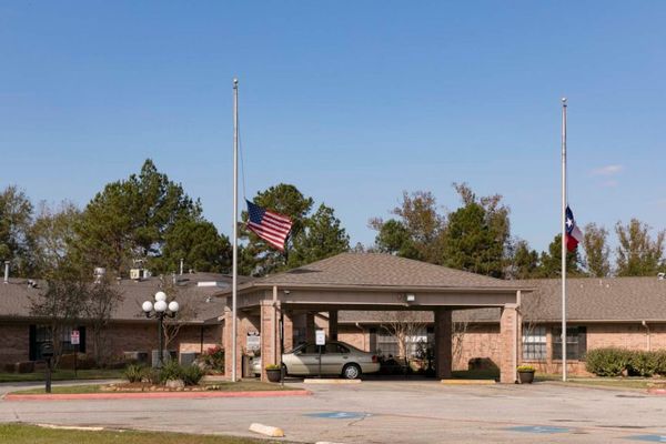 Southland Rehabilitation and Healthcare Center - image 1