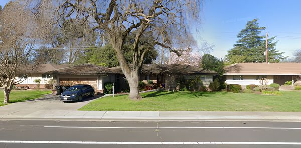Land Park Place - image 1