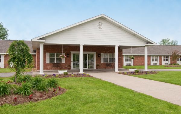 Lake Pointe Village - image 1
