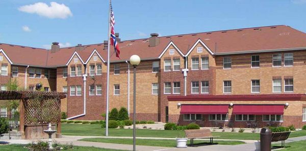 Heritage Apartments - image 1