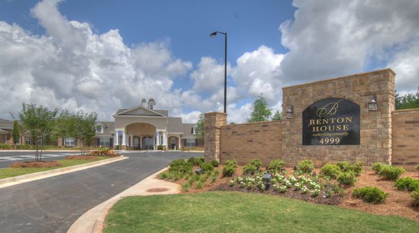Benton House Of Douglasville - image 1