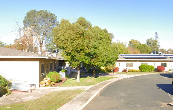 Folsom Care Center - image 1