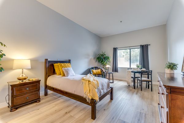 Northridge Valley Senior Living - image 1
