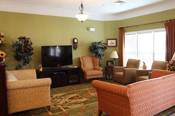 Meadow View Senior Living - image 1