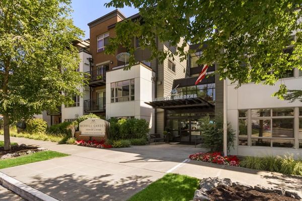 Merrill Gardens At The University - image 1