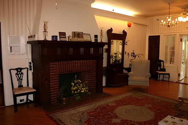Westwind Manor - image 1