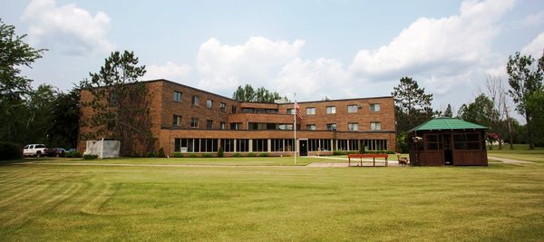 Carefree Living Brainerd - image 1