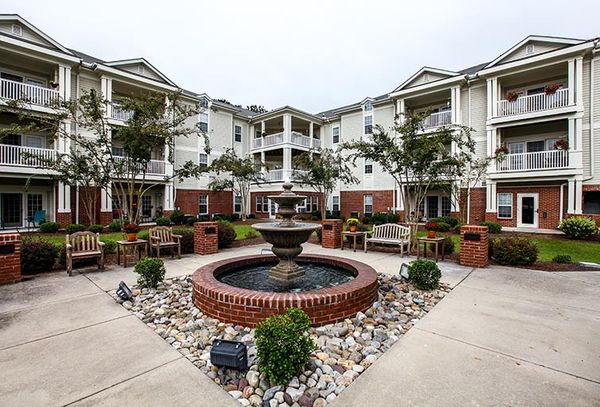 Mc Carthy Court - image 1