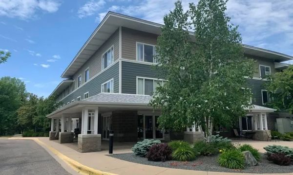 Landings Of Minnetonka - image 1