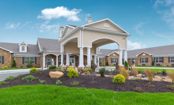 Benton House Of Raymore - image 1