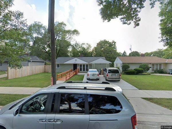 Rileys Adult Family Home - image 1