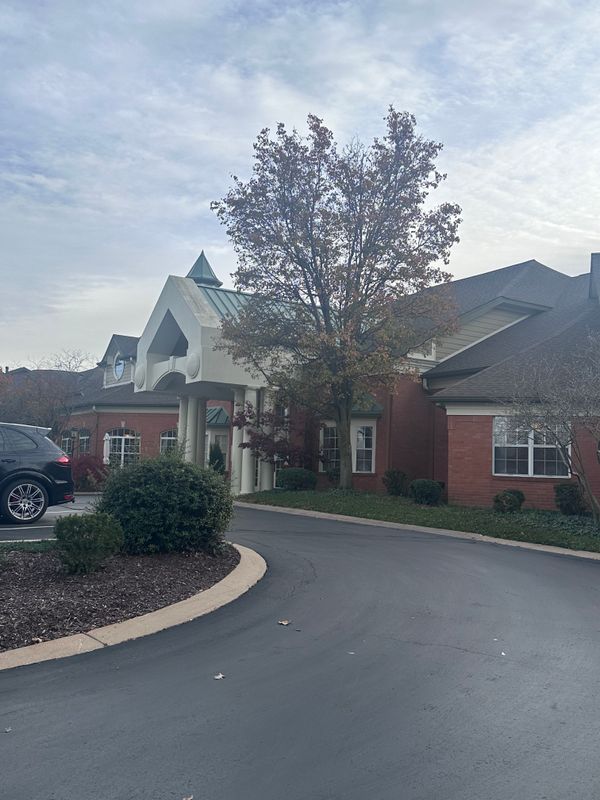 The 20 Best Assisted Living Facilities in St Louis, MO | Seniorly