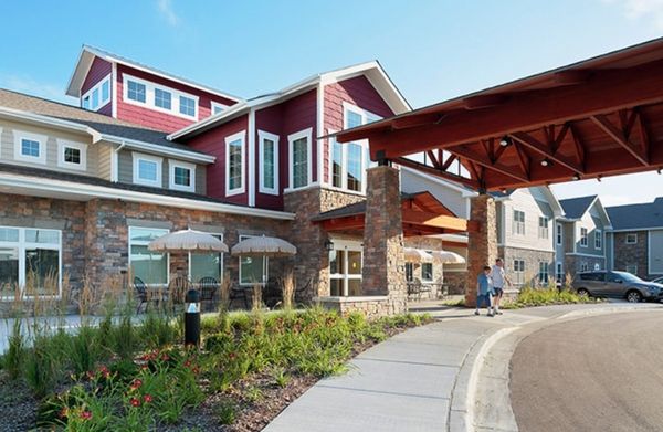 Linden Woods Village - image 1