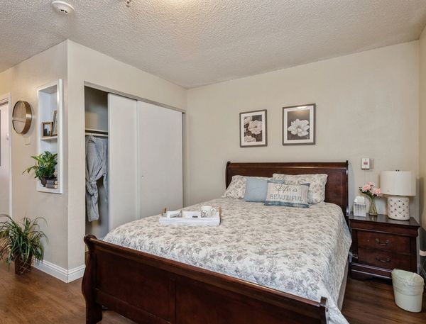 Rosefield Court - image 1