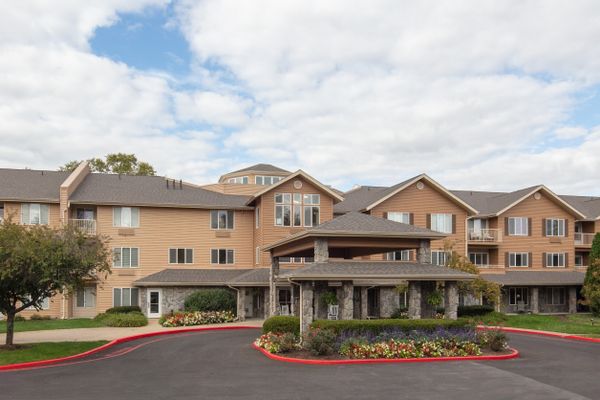 Holiday Hartland Hills - image 1