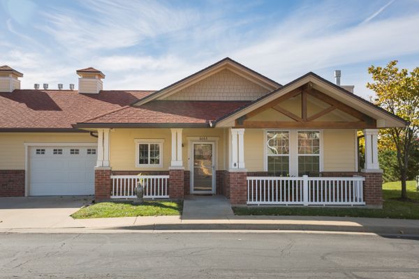 Aventura at Overland Park - image 1