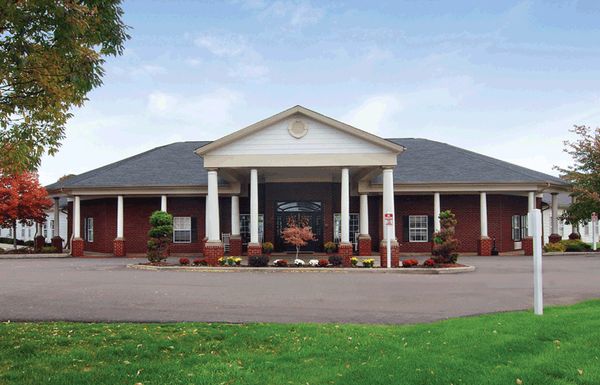 Lorain Estates Senior Living - image 1
