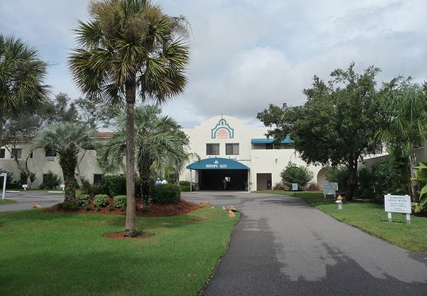 Bishops Glen Retirement Center - image 1