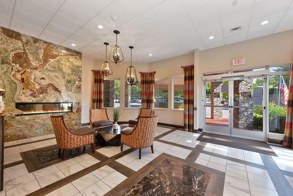 Healdsburg Senior Living - image 1