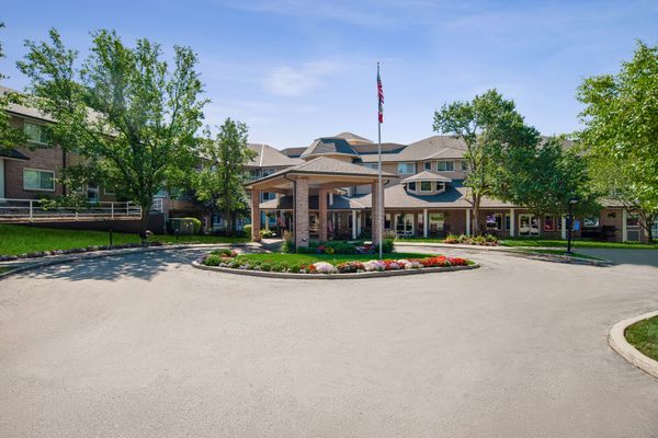 Independence Village Of Des Moines - image 1