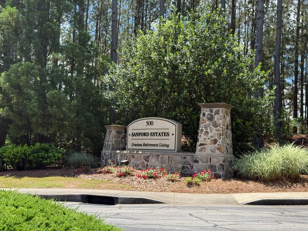 Sanford Estates Gracious Retirement Living - image 1