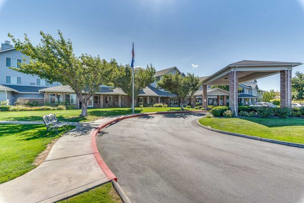 Solstice Senior Living At Kennewick - image 1