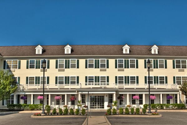 Brandywine Howell by Monarch - image 1