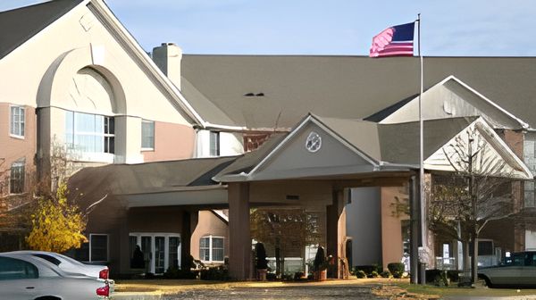 Danbury North Canton - image 1
