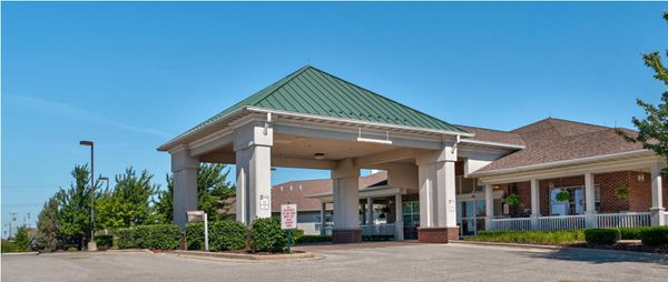 Manor Court of Clinton - image 1