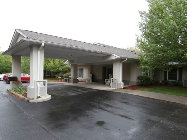 Twelve Oaks - image 1