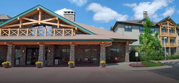 Deer Creek Lodge - image 1