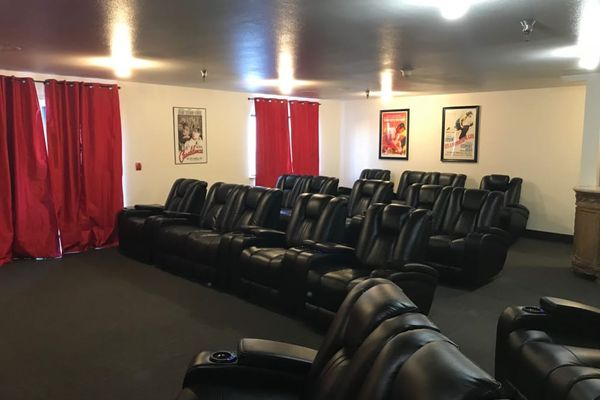 Heatherwood Senior Living - image 1