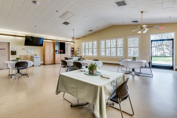 Meadowood Nursing Center - image 1