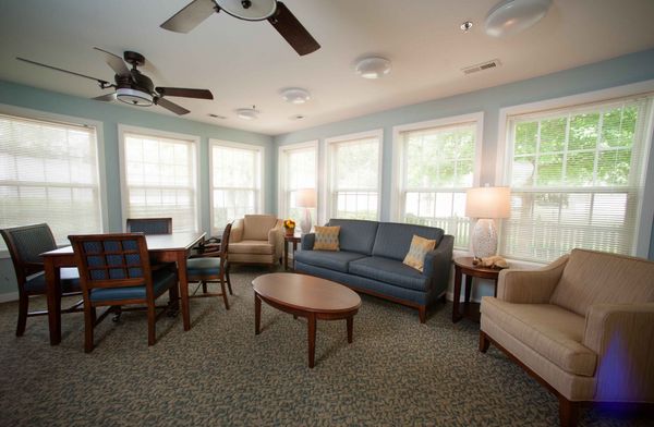 Commonwealth Senior Living at Churchland House - image 1